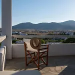 Cleopatra Seaside Homes, Logaras, Paros *