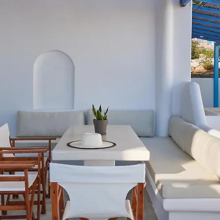 Apartment Cleopatra Seaside Homes, Logaras, Paros *