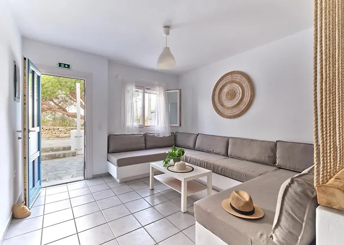 Cleopatra Seaside Homes, Logaras, Paros Daire