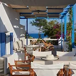 Cleopatra Seaside Homes, Logaras, Paros * Piso Livadi