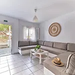 Cleopatra Seaside Homes, Logaras, Paros Апартаменты