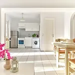 Апартаменты Cleopatra Seaside Homes, Logaras, Paros Писо-Ливади