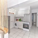 Апартаменты Cleopatra Seaside Homes, Logaras, Paros *