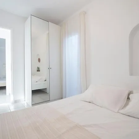 Apartment Cleopatra Seaside Homes, Logaras, Paros *