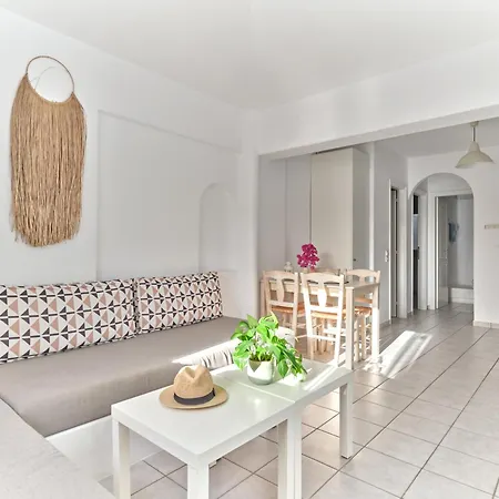 Apartment Cleopatra Seaside Homes, Logaras, Paros