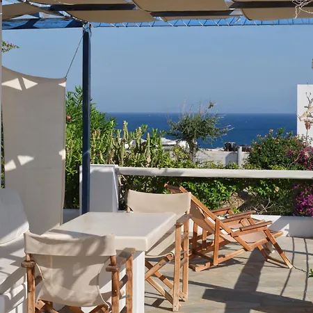 Cleopatra Seaside Homes, Logaras, Paros شقة