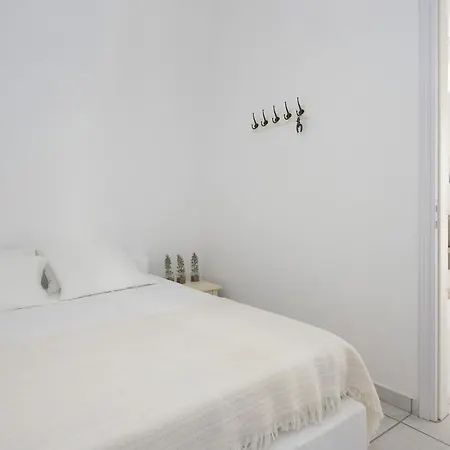 Cleopatra Seaside Homes, Logaras, Paros