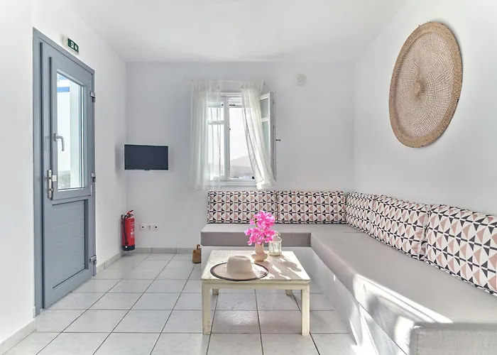 Cleopatra Seaside Homes, Logaras, Paros * Píszo Livádi