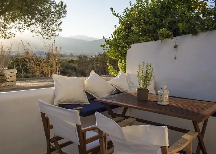 Cleopatra Seaside Homes, Logaras, Paros